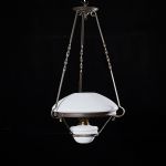 1181 1076 PARAFFIN LAMP